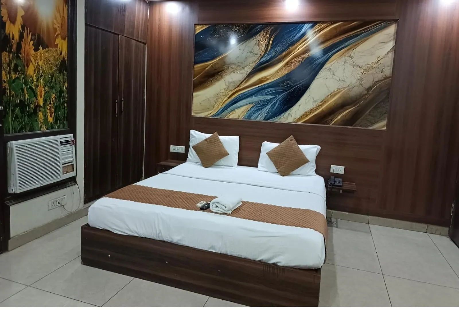 Hotel Emerald Park At Airport