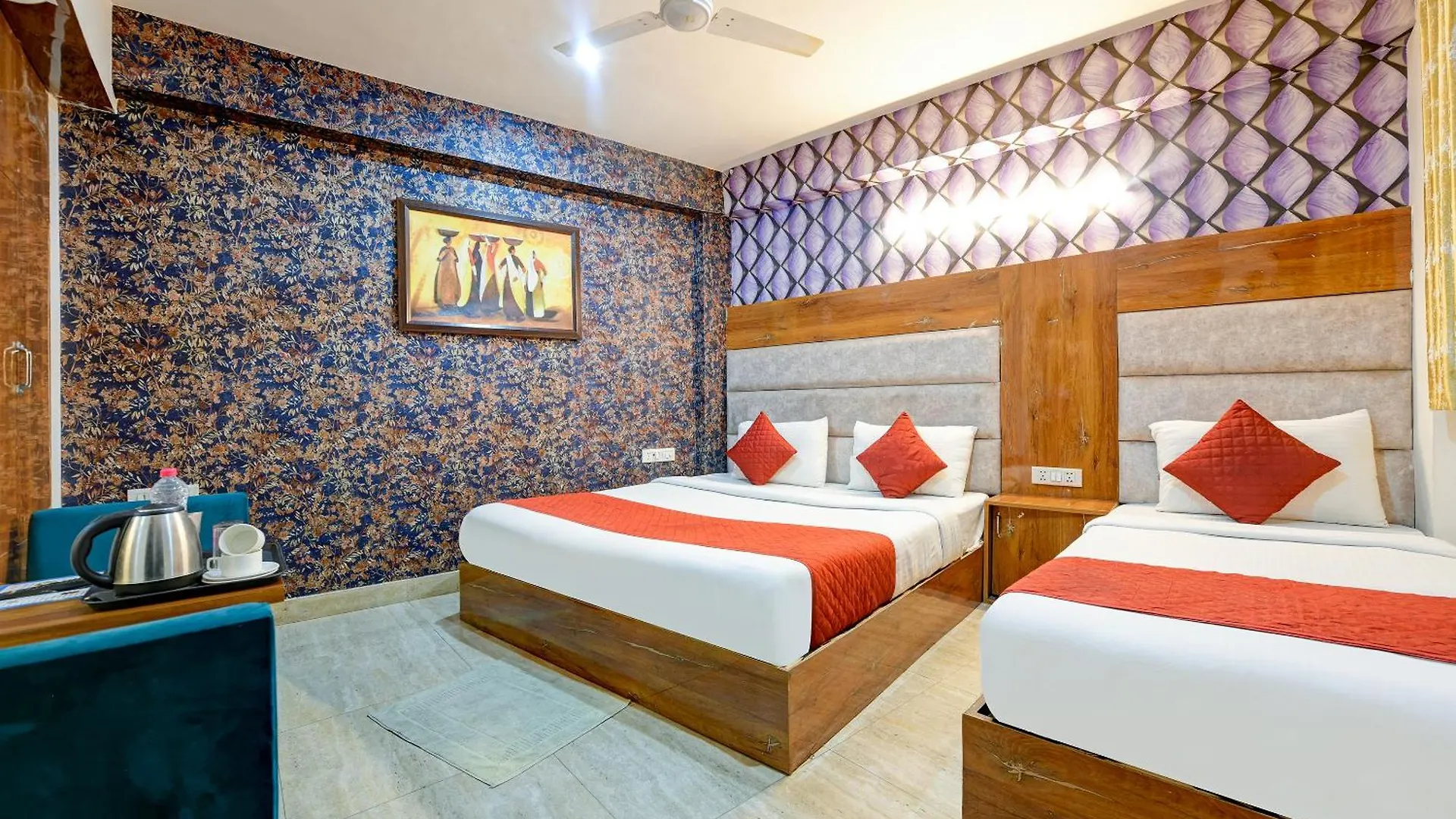 Hotel Emerald Park At Airport